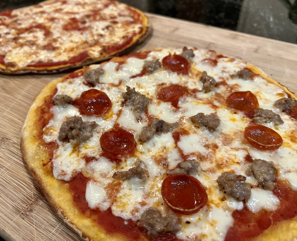 sausage and pepperoni pizza tavern style